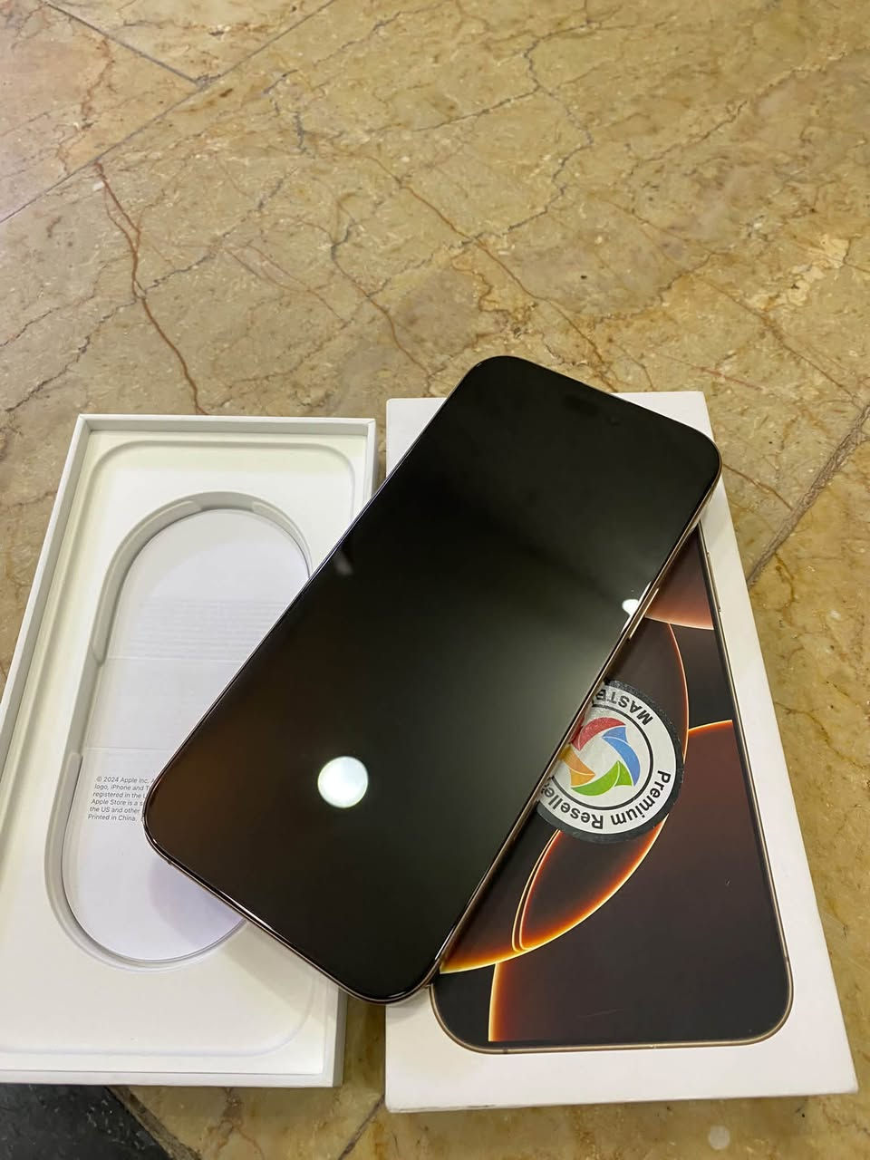 آيفون ٢٦ بروماكس • شاشة مبدلة • بطارية ٩٦٪