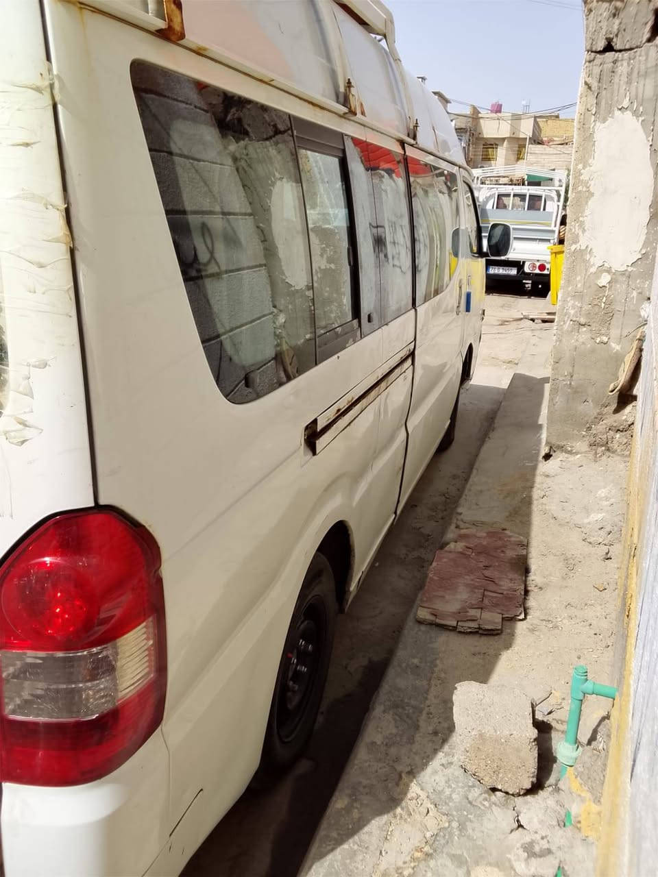 سلام عليكم شيري باص موديل ١٢ رقم البصره تحويل مباشر مكينه محور فيفتي التبريد  مرواس بسياره صغير صالون ***********
