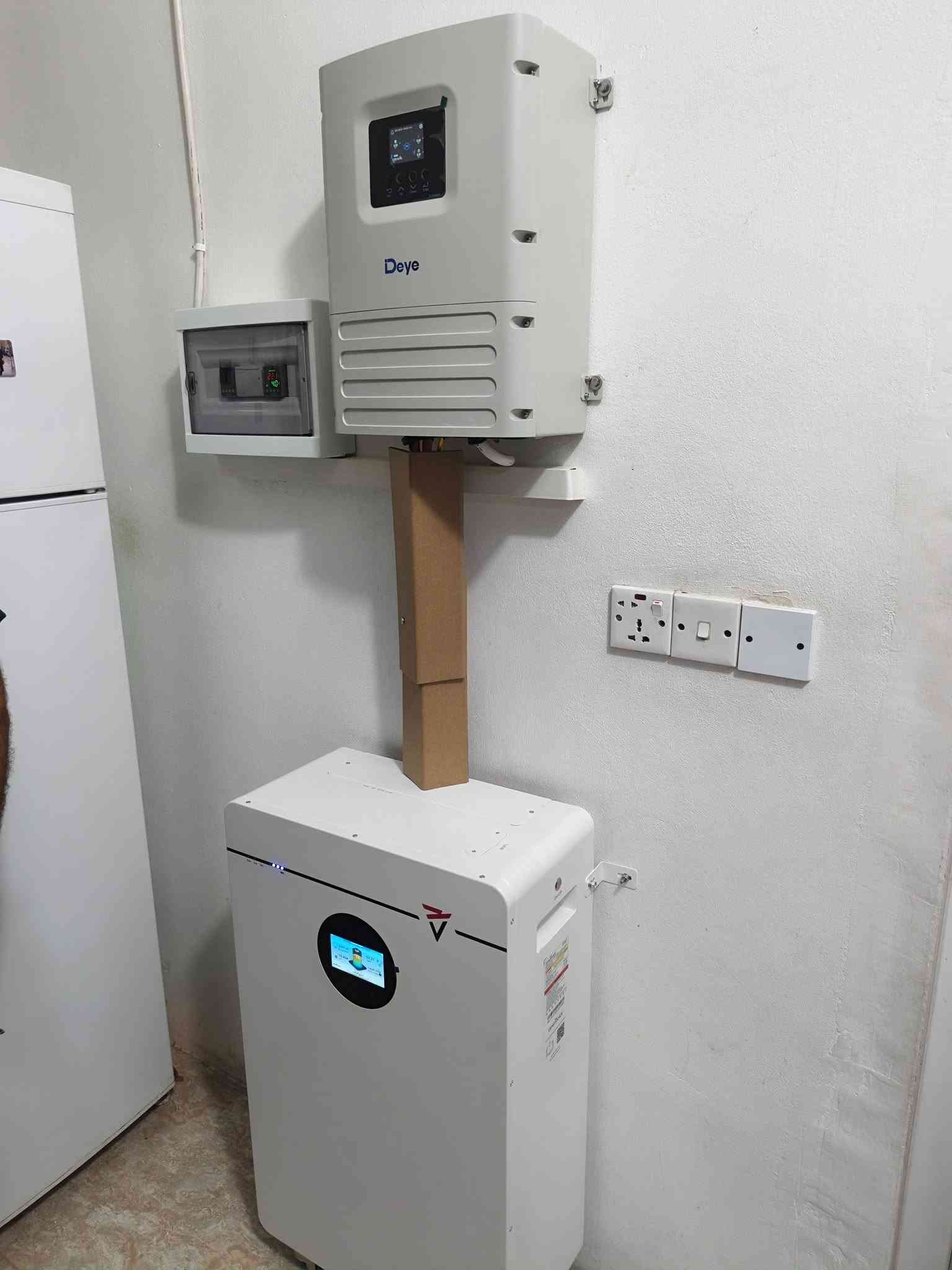 ‏☀️ عرض جديد وحصري من مكتب المهندس للطاقة الشمسية ☀️
‏السعر حصري ولفترة محدودة
‏هل ترغب بالتحول إلى الطاقة الشمسية لكن تجد صعوبة في توفير تكلفة المنظومة كاملة دفعة و احدة
‏نوفرلك منضومة 16امبير تتكون
‏1_انفيرتر 6كيلو يتحمل 24امبير
‏2-بطارية 16كيلو تشغيل 16امبير لمدة 4ساعات 20امبير لمدة 3ساعات بتناوب مع الوطني
‏3_بورد حماية مع فصل البارد المشترك
‏
‏الحل أصبح أسهل مما تتصور! ✅
‏
‏منظومة طاقة مجزأة على مراحل تمنحك فرصة البدء الآن، والتوسع مستقبلاً حسب إمكانيتك المادية.
‏
‏🔋 المرحلة الأولى – بسعر 3.450.000دينار فقط
‏
‏امتلك:
‏✅ بطارية
‏✅ إنفيرتر
‏
‏وبدون الحاجة إلى شراء الألواح الشمسية في البداية!
‏
‏استمتع بالكهرباء بصورة مستقرة حسب قدرة المنظومة، وقلّل اعتمادك على المولد الأهلي ومولد المنزل، ثم أكمل منظومتك في الوقت الذي يناسبك.
‏
‏لماذا تدفع كل شيء دفعة واحدة؟

‏ابدأ اليوم بالمرحلة الأولى، ووسّع منظومتك مستقبلاً حسب قدرتك واحتياجاتك.
‏
‏🔥 العرض والسعر لفترة محدودة!
‏اغتنم الفرصة الآن قبل انتهاء العرض.
‏
‏📍 مكتب المهندس للطاقة الشمسية
‏☀️ طاقة مستمرة... راحة أكبر... ومستقبل أفضل
‏***********م.بكر
‏***********م.سجاد
