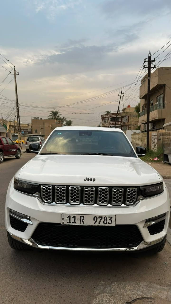 السلام عليكم جيب كراند شيروكي
مديل 25 كتاب شهداء فول مواصفات
فتحة كشنات جلد  السايق كهرباء كشنات تدفئة
رقم بغداد الدولي شاشه دجتل كير ماوس
رادار امامي
رادار جانبي
نقاط عمياء
اشاره بالمري 
حساسات خلفية
كامره خلفية
جنطة كهرباء
حادثها موجود بالصور ومعمره تعمير درجة اولى
وعندي صور التعمير عمرتها على ايدي
سعرها ب250 وبيها مجال
هذه رقمي وبي وتساب ***********
