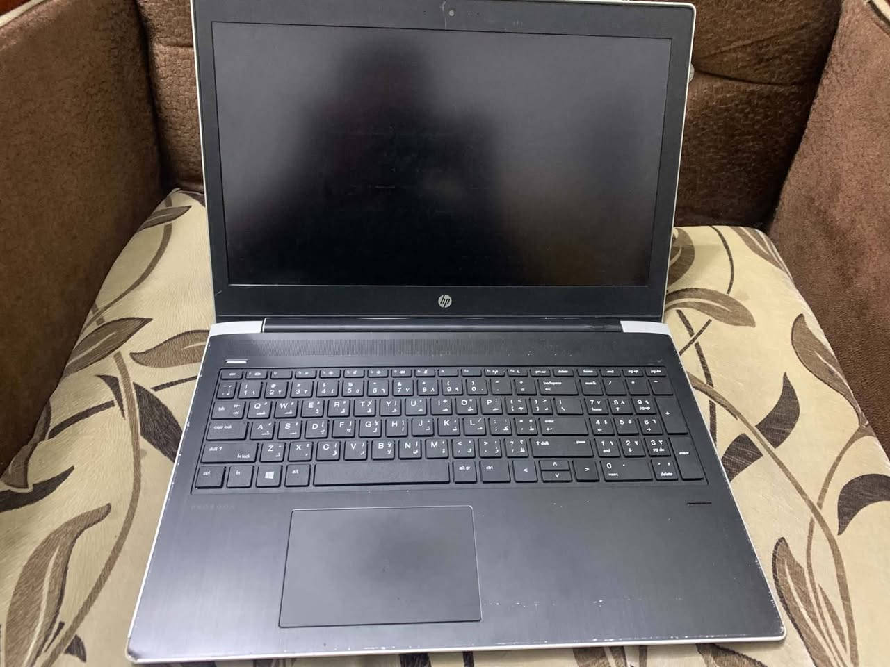💻 لابتوب HP ProBook 450 G5 للبيع

🔹 المعالج: Intel Core i5 – الجيل الثامن
🔹 الرام: 8GB
🔹 الهارد: 1TB
🔹 كرت الشاشة: NVIDIA GeForce 930MX 4GB
🔹 البطارية: أكثر من ساعتين 🔋
🔹 الجهاز: نظيف وحالته جيدة
🔹 باقي التفاصيل موضحة بالصور 📸

💰 السعر: 325 ألف دينار بيه مجال 
 الرقم : ***********
