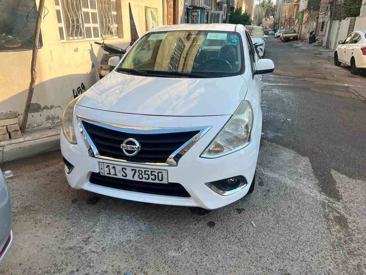 نيسان سني هندي 2021
كفاله عامه 
بيهة بس شخط بالبابين عكس السايق 
كير مكينه تبريد صدر كله كفاله 
ماشيه 54 الف بس 
رقم بغداد 
للاستفسار ***********
