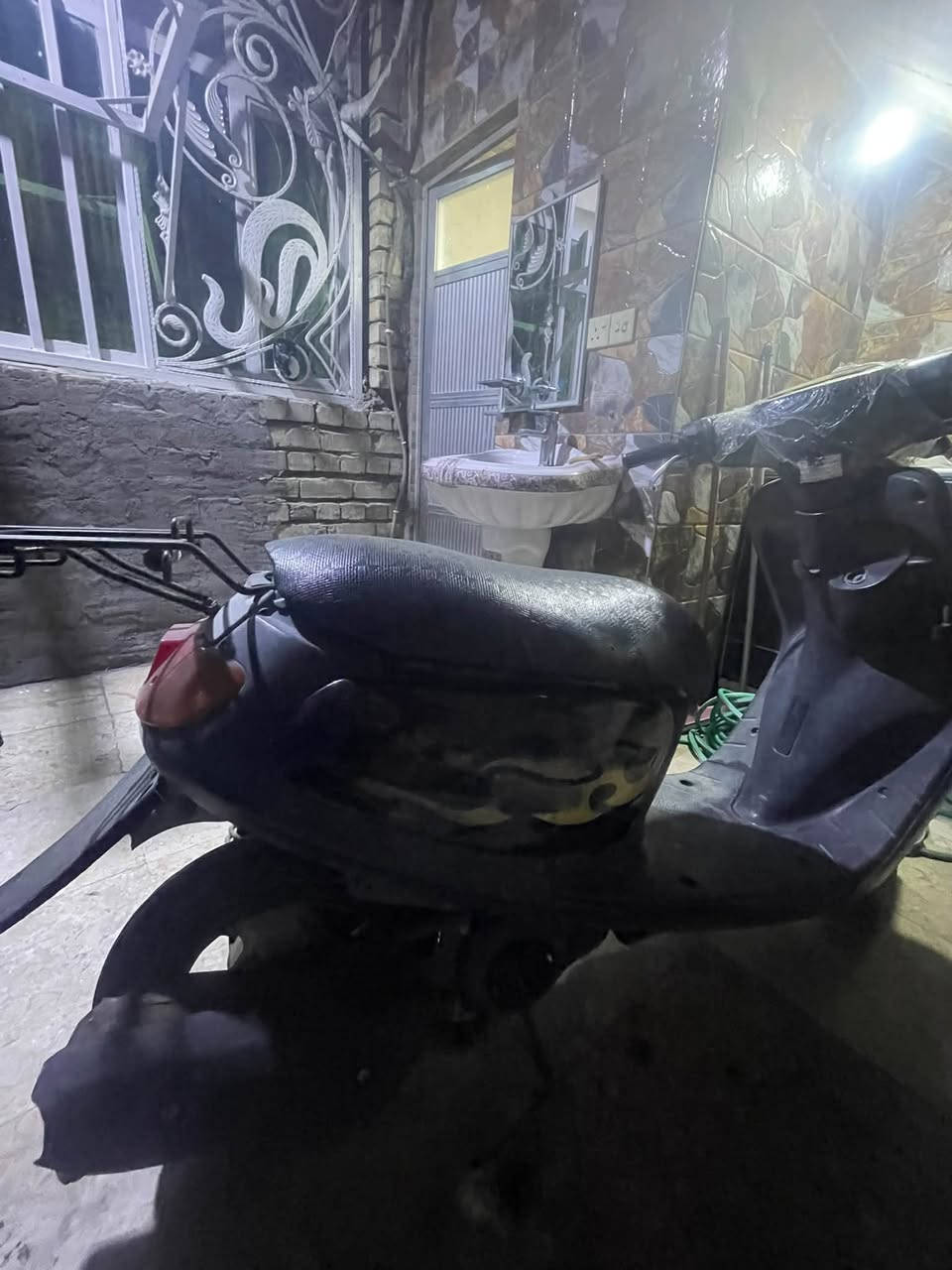 سلام عليكم دراجه ٦٠ محرك نضيف واخرس ما بيه صوت تشتغل سلف هندر سعرها ٢٥٠ عوزها ترتيب مكاني بغداد بلديات رقمي ***********
