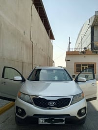 ٢٠١٣ • ٧ راكب • جلد