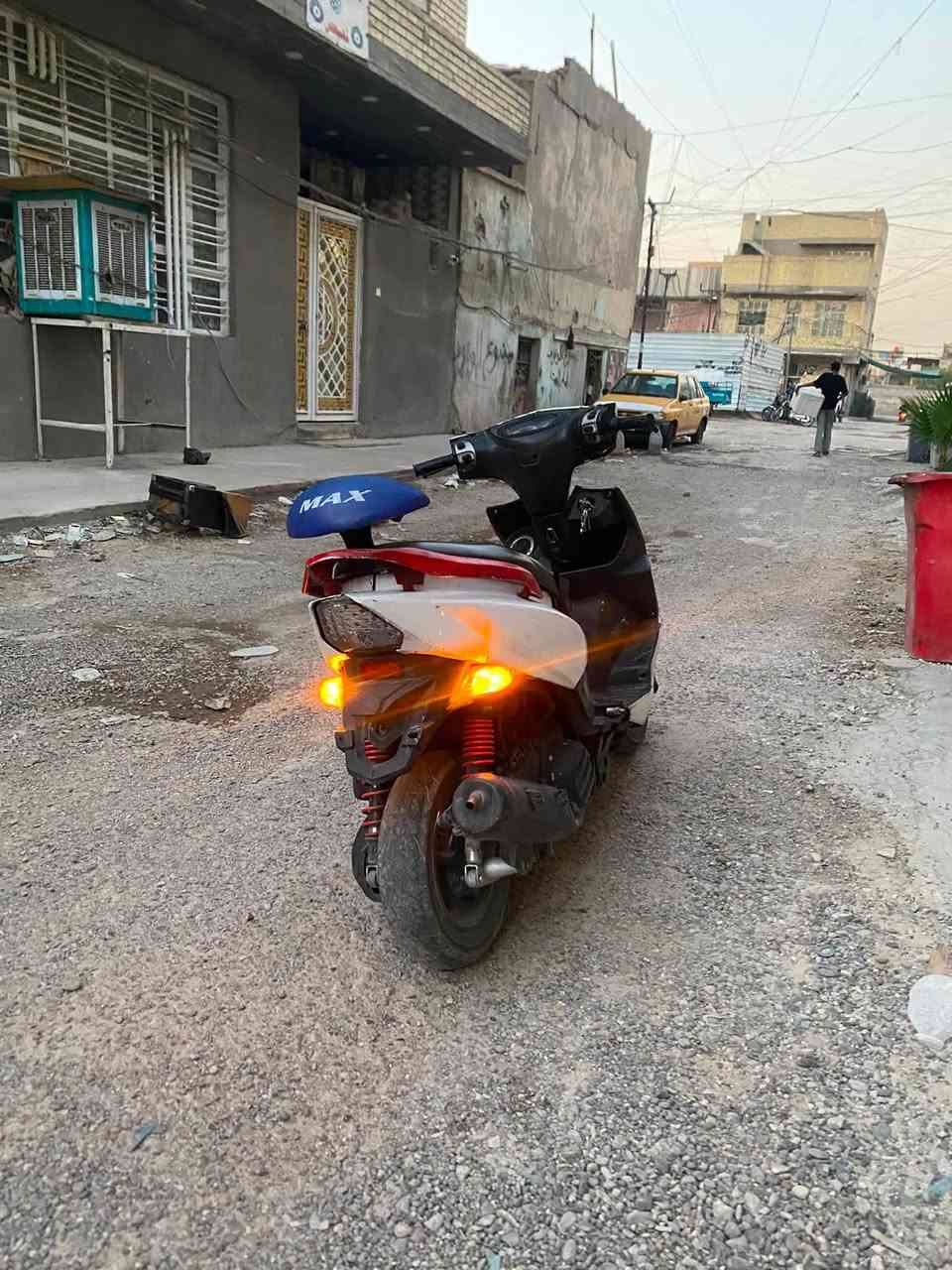 سلام عليكم شباب دراجه جيتي ار نضيفه شغله معدل خير من لله دراجه نقصه بس بجم مكنيه ما مفتوحه جيب فيتر وتعال كهربائيته. كلا شغله سعره 450 بي مجال حك جيتك ماكني بغداد مدينه اصدر رقمي ***********
