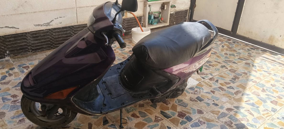 السلام عليكم ماطور فراشة للبيع شرط كلشي شغال  السعر450 وبيها مجال حبيبي ادا مو شراي لا تعاملني بل سعر ***********
