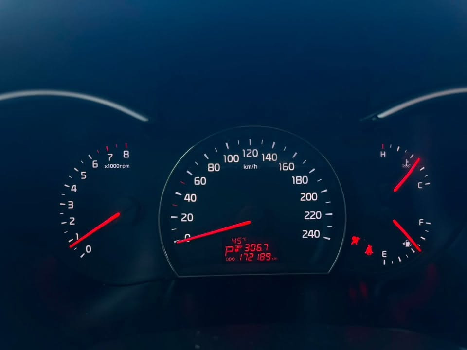 سورنتو خليجي موديل 2015 رقم بغداد
ماكو لا بارد ولا صبغ ولا تعديل سيارة نظافتهة 100‎%‎
7 راكب  6v
السعر 164 $$$$ وبيهه مجال للشراي سيارة بأسمي ببغداد الشعب أو القادسية بيع مستعجل
واتساب ***********
