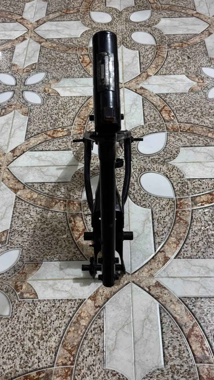 السلام عليكم شباب شاصي ارشه لبيع أوراق اصولي   مصبوغ وكآمل مكفول من العواج واللحيم والزلغ بوريه رفيعه مديل 2015 أوراق اصوليه ونظاف سعره قفل بدون مداهر ومريضه ٢٨٠ مكاني ناصريه مركز ***********
