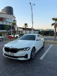 بي ام دبليو 520i • ٢٠٢١ • وارد خليجي