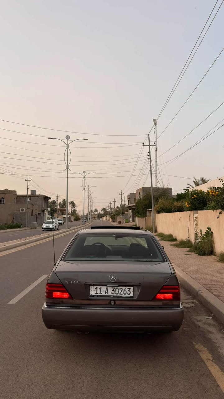 سلام عليكم.

🟩مرسيدس شبح موديل ١٩٩٢
🟩بدون ضربه فقط مرشرشه اثر جراد 
🟩قواعد دبلات سليمه ١٠٠٪؜
🟩داخليه جديده
🟩صدر امامي خلفي شرط 
🟩كير محرك شرط 
📍صلاح الدين ضلوعيه

التواصل ***********
السعر ٨٥ بيه مجال
