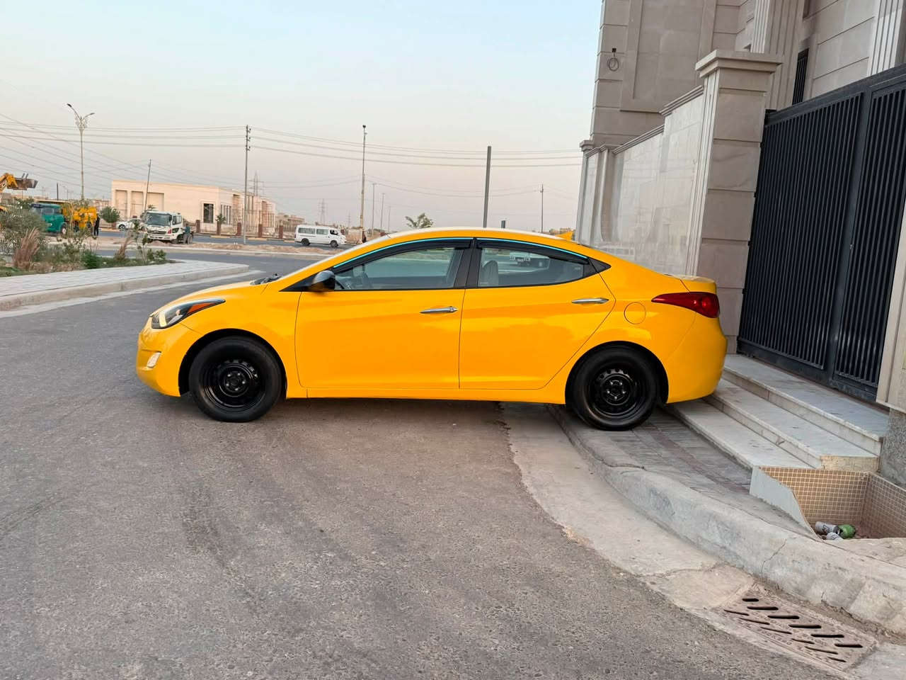 سلام عليكم  سعر 87النتره مديل 2013وارد امريكي حادثه جاملغ وبنيد سياره جاهزه مكينه وكير جاهزات رقم بغداد تحويل ثاني يوم هيه وغرامات مصفره سنويه 2027الستفسار اكثر نتصل***********
