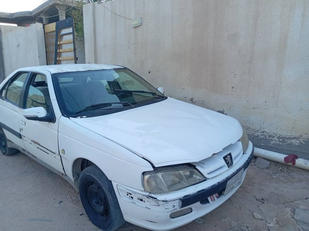 السلام عليكم سياره حلوه ملقوطه قياساتها بالكامل ما بيها شيء قيره محرك كفاله تبريد شغال 20 ورقه وبها مجال *********** البصرة, العراق
