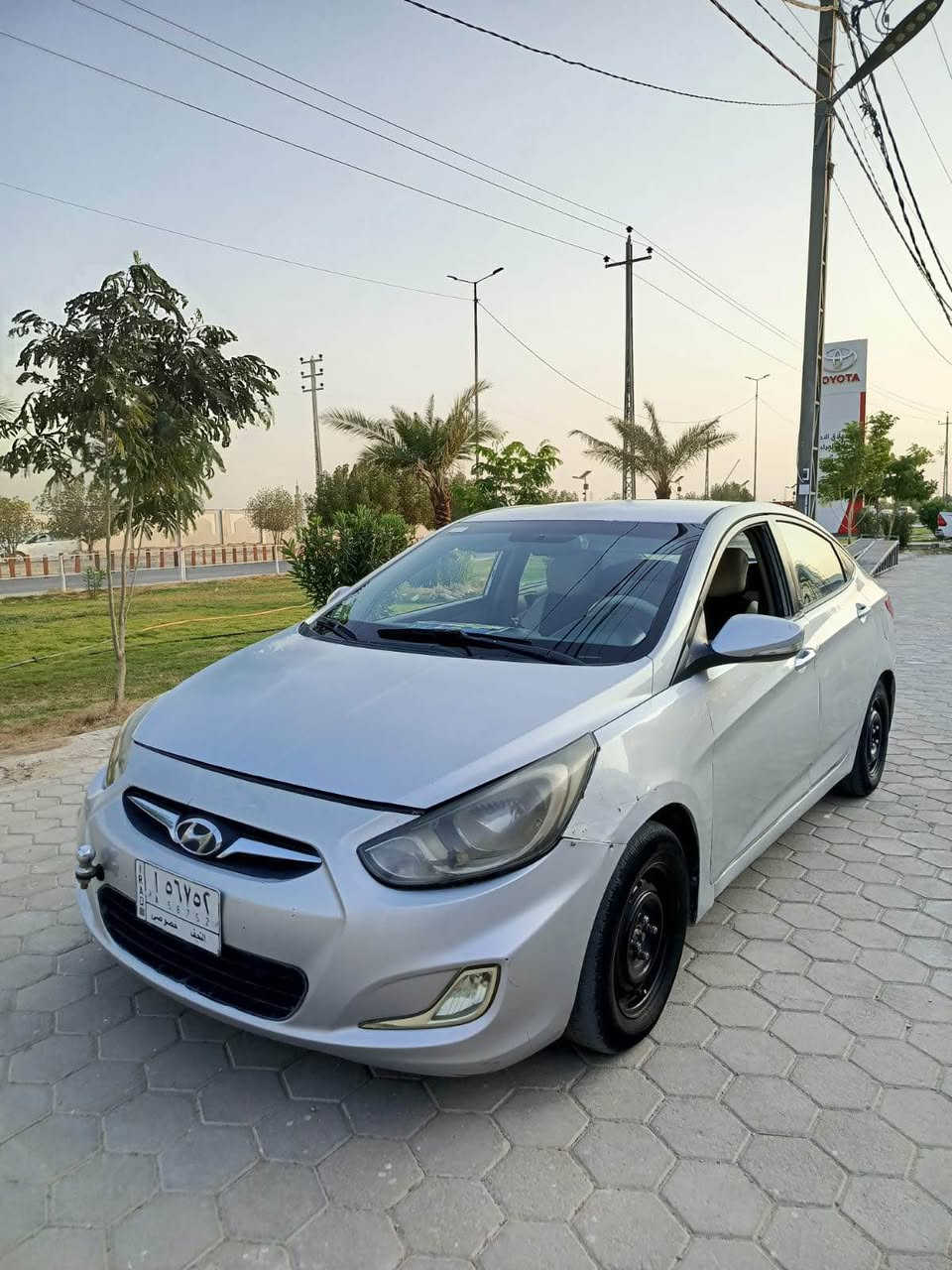 يالله​ للبيع: هونداي أكسنت 2013 🚗
​🔹 المواصفات:
• ⚙️ المحرك: 1600 (فيه خيط بخار)
• 🕹️ الكير: مكفول 
• مكفول من الضربات القوية
​السعر. 65 وبي مجال
• 🆔 النجف - مشروع وطني
• 📝 التحويل: ثاني يوم مباشرتناً
​📞 للاستفسار والتواصل:
• 📱 الرقم: *********** النجف, العراق
