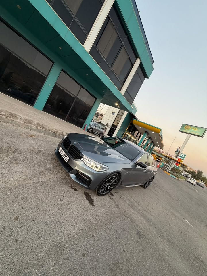 سلام عليكم
لبيع BMW 530 
موديل 2018 
سيارة كلين سيارة VIP
مواصفات فول فول مواصفات mbakej
سيارة كل موصفات 5 كاميرات داتاشو صندوق شفط كشنات حار بار رادار كشنات خزن كشنات 700 سيارة فول كاملة مكملة على 24 حباية سيارة رقم سنوية هزة كلشي كامل سيارة بسمي تحويل ثاني يوم سعر سيارة 250 ورقة بيها مجال لطيبين 
رقم او واتساب ***********
