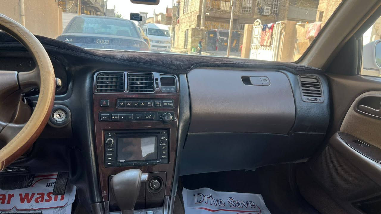 كرستة ٩٢ للبيع مكفولة نقل وكص وضربة والصبغ
محرك تنقيص شي بسيط جدا تخم تاير حدادية٨٠ بالمية بأسمي سنويته ل٢٩
سيارة بيهة جراد جنطة وقمارة وبنيد السعر ٥٧وبيهة حك الجية ***********
