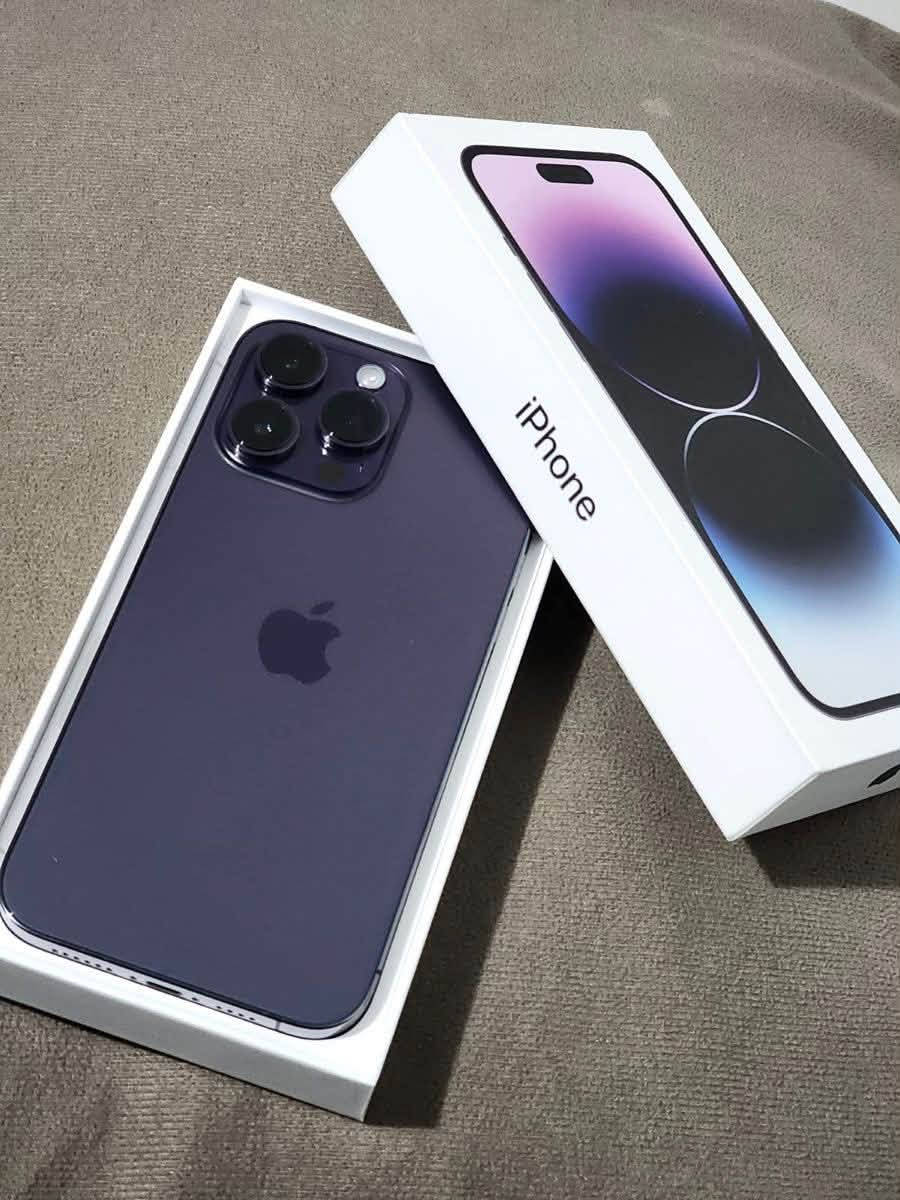 📱 للبيع iPhone 14 Pro Max 512GB
🔹 السعة: 512GB
🔹 البطارية: 94% 🔋
🔹 الحالة: نظيف جداً وبدون خدوش ✨
🔹 الشريحة: Dual SIM — شريحة عادية + eSIM
🔹 النسخة: ZD/A (أوروبية)
🔹 مع الكارتونة الأصلية 📦
🔹 الجهاز بحالة ممتازة، والفحص متاح للمشتري.

💰 السعر: 975,000 دينار عراقي
💬 قابل للتفاوض بشكل بسيط 
📍 المكان: الناصرية – ذي قار

📲 للتواصل عبر الواتساب:
***********

🔗 للتواصل مباشرة عبر واتساب:
https://wa.me/9647773644026
