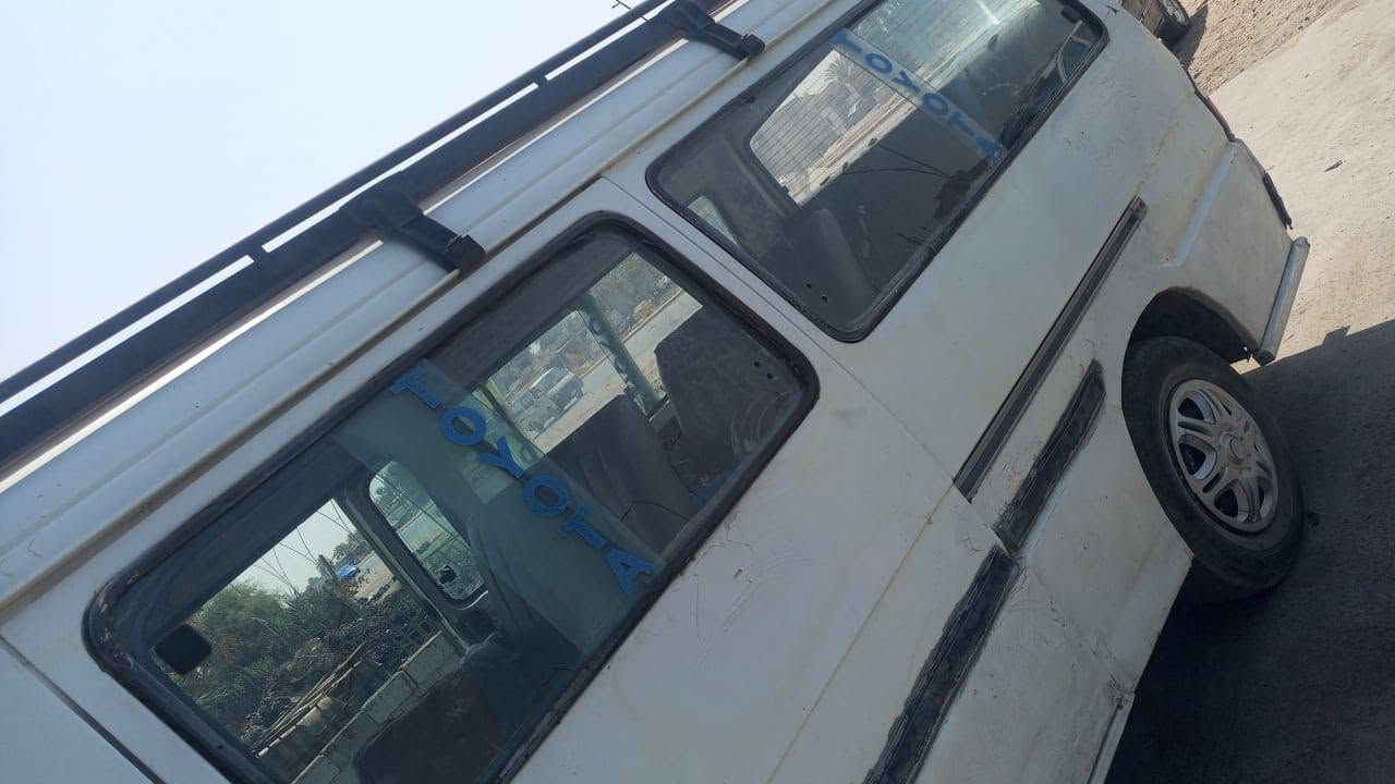 سياره للبيع مازده خير من الله لل بيع ***********
