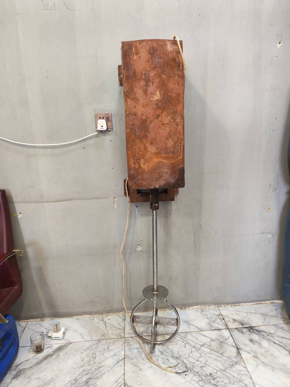 للبيع خاص لمعامل الزاهي
او معامل الطرشي 
الشفت سل ستيل 
شغال فقط يحتاج صبغ 
المكان الموصل 
***********
