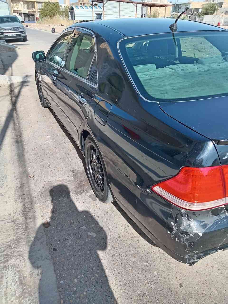 البيع سياره شاهينه ٢٠٠٧ أدوات الون اسود سياره حلوه وجديده مكينه كير جديد حداديه جديد بدي جديد يراد بس دعاميه الخلفيه تعبانه واضحه بل صوره تبريد ثلج ٣ دكم غرفه كلش حلوه السعر ٣٢ وبيه مجال العنوان العماره هاتف *********** بي واتساب
