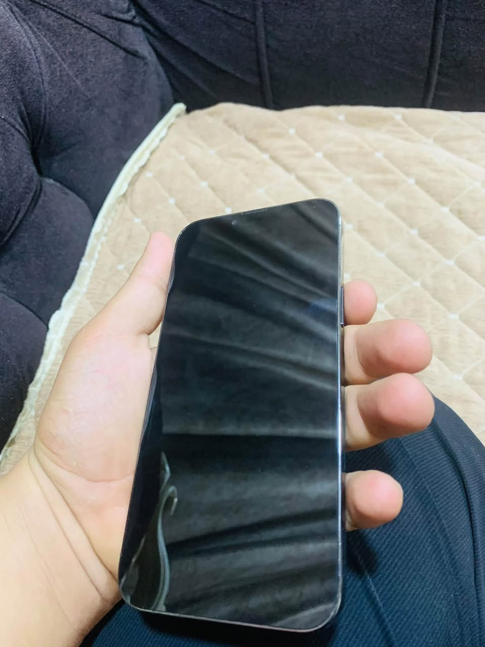 السلام عليكم للبيع 13برو ماكس ذاكره 256 بطاريه 79 مبدل ظهر بيع أو مراوس ***********
