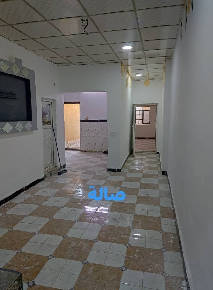 بيت 105 متر حي ميسان نهاية الشريط قطاع  ٢٤ سعر 80 وبيه مجال للشراي عكاده شارع ٨
***********
