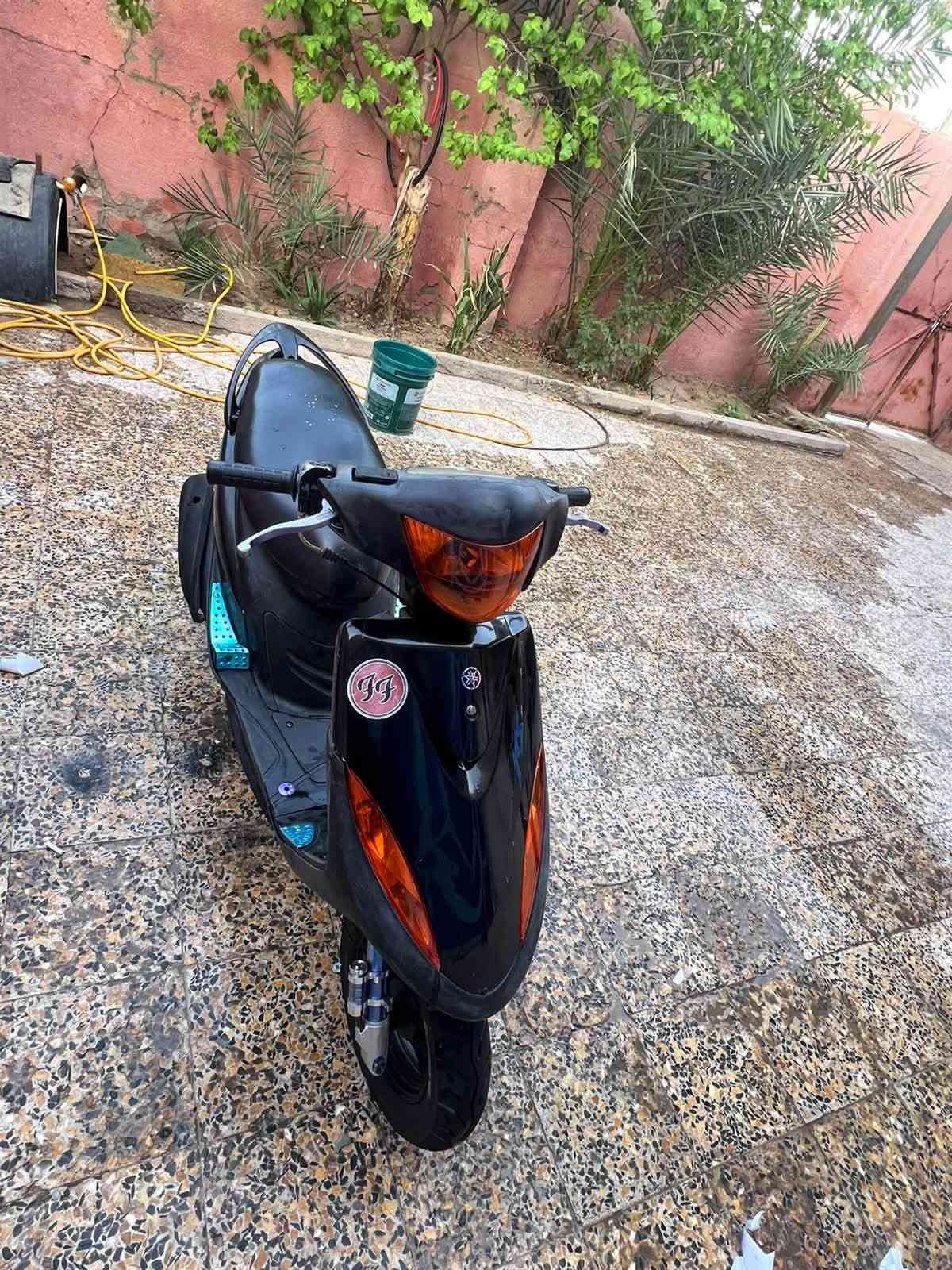 سلام عليكم دراجه ماكس عدله جديده مامفتوحه ولا محطوط عليه صبانه قبل فتره طالعه رمبه ماناقصه اي شي كله مختمه خم واحد ويا المكينه وكلشي شغال كهربائيات كله شغاله بصره كرمة علي ب 800 وبيه مجال (***********
