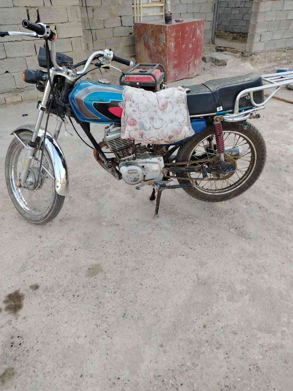 اربعه كير تايگر كلك كلك موديل 20يرادلهه تجفيت ابيعلك كايمه 
الدراجه تشتغل تجي تاخذهه وتروح المكان الديوانيه السعر 250قفل بدون عمله ***********
