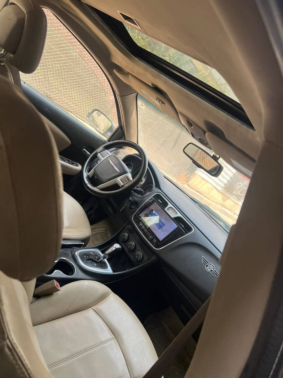 C200
امريكي صبغ 3 قطع كير مكينه كفاله 6 سلندر شرط تحويل باسم عربي حداديه تخم تاير جاهزه السعر 60
رقم الهاتف 
***********
