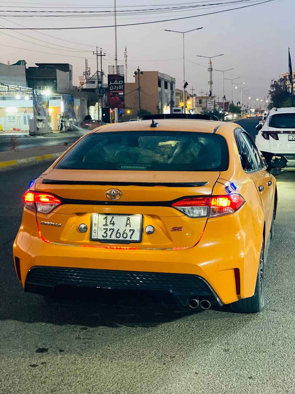 للبيع بـ سعر مناسب 130$وبيها مجال

كورلا موديل محرك 2000 رياضي فوول 4سلندر 

موديل 2020 جديده وضع شركه 

لون مميز مشمشي تغير لون لون بلادي نيلي 

ضرر قطعتين بونيد وجاملغ بدون دواخل 

وبيها البونيد طاير ع جام وشويه بيها يم الجام معجون فقط تكم كله مكفول 

سياره صبغ عام تغير لون 

رقم بصره بسمي سنويه لحد 2030 دفتر بنزين 

بشرط التحويل بسمي 

سياره جاهزه بدون اي عيب كير مكينه صدر تايرات دبلات تبريد ثلج ويه السويج 

مراوس ترهم 

وسعرها جدا مناسب 130$وبيها مجال 

عنواني كركوك تسعين 

*********** كركوك, العراق
