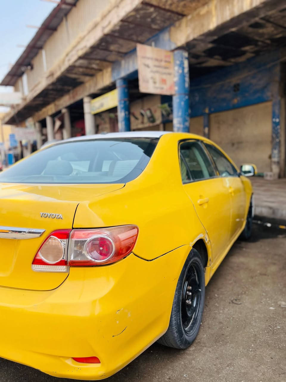 السلام عليكم كورولا موديل 10 وارد امريكي ناصرية مركز ضربته جالغ خلفي جهت السائق رقم دولي بسمي السعر المطلوب 87وبيه مجال 
الاستفسار اكثر على الرقم التالي *********** بيه واتساب
