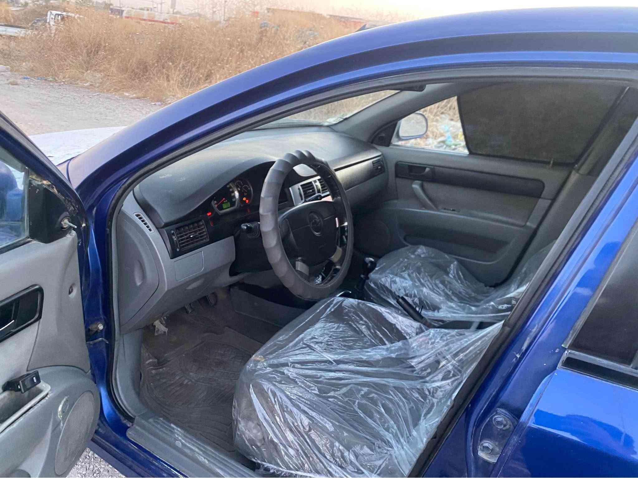بةناوي خواي گةورةو ميهرةبان ئؤپترا موديل٢٠٠٤ ئارم ئاسايشة بةرسمةكة هيج كيشةي نية كيشةي مةدةني بةشةرت تةبريد لةگةر سويجي دوجام كاربا گيرحادي مةكينةي بيلايدي تازة لوك لوك جركةي تيانية سيارةكة گيرومةكينةو موس براوة بةشةرت سبوخي سةقو حيزام نية بةشةرت سيارةكة وةسفي ناوي لة هيجي نةقوستاني نية كارةباياتي هةموي يش دةكا سحري خوار بازار دادةنيم ٣٥ كةمي مجال أربيل, العراق
