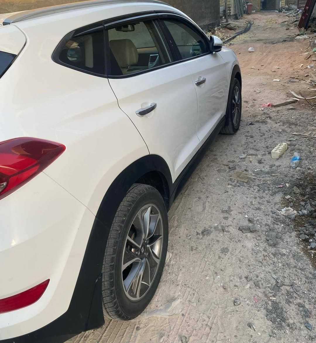 توسان موديل ١٨ خليجيه سليمانيه كفاله من الصبغ التبديل فقط بارد قليل موضح بالسونار ماشيه ١٢٤ الف مكانه بابل السعر ١٦٥
اتصال ***********
توسان موديل ١٨ خليجيه سليمانيه كفاله من الصبغ التبديل فقط بارد قليل موضح بالسونار ماشيه ١٢٤ الف مكانه بابل السعر ١٦٥
