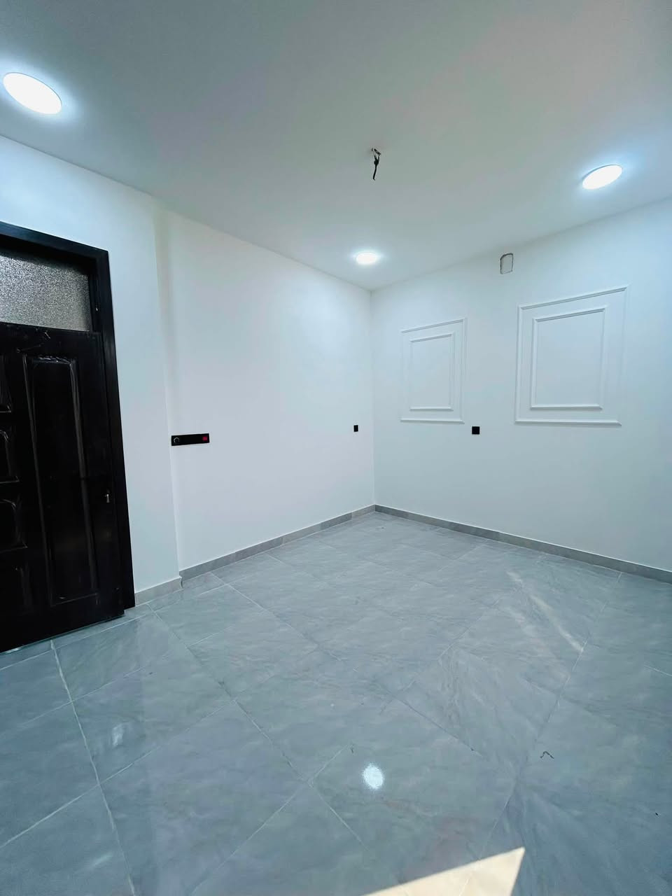 🏠#للبيع_بيت_50متر واجهيه 5متر نزال 10متر
🏗️بناء طابقين وبيتونه 

📍العنوان #بغداد_الدور_البوعيثه
⬅️مجمع العيثاوي

🔹يحتوي البيت على؛
✅غرف منام 2
✅ستقبال-
✅مطبخ-
✅مجمع صحيات 1

🔴 ملاحضه البيت جاهز للسكن ✨ 

🔹نوع العقار طابو زراعي سند 25 اقرار محكمه

🔴السعر 89""مليون 

🔹البيت واضح بصور للاستفسار خاص او الاتصال على الرقم  
 واتساب ♦️***********♦️
