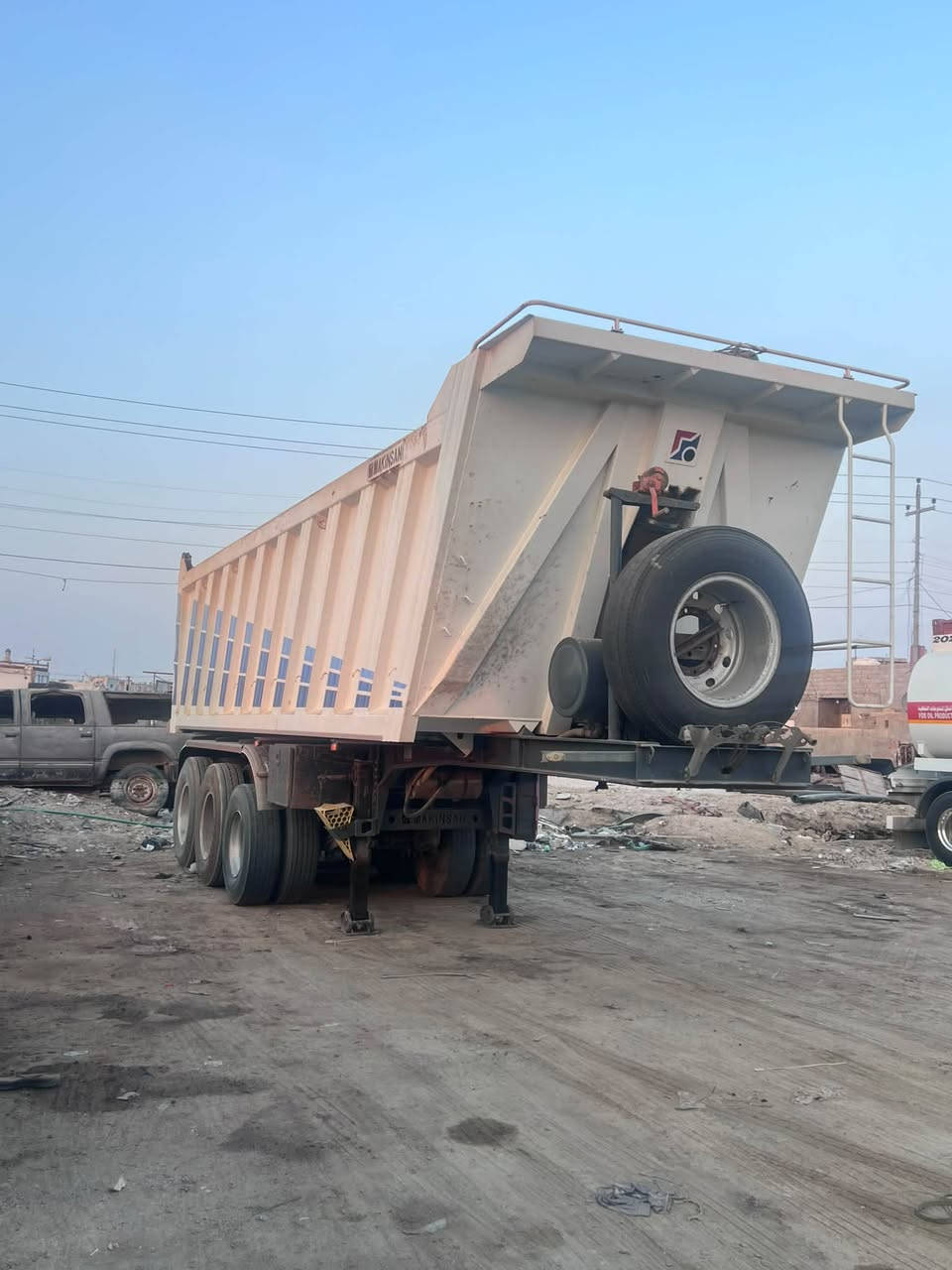 عربانه البيع ماكنيسان موديل2020متريه33مكفوله

‭***********‬

‭***********‬
