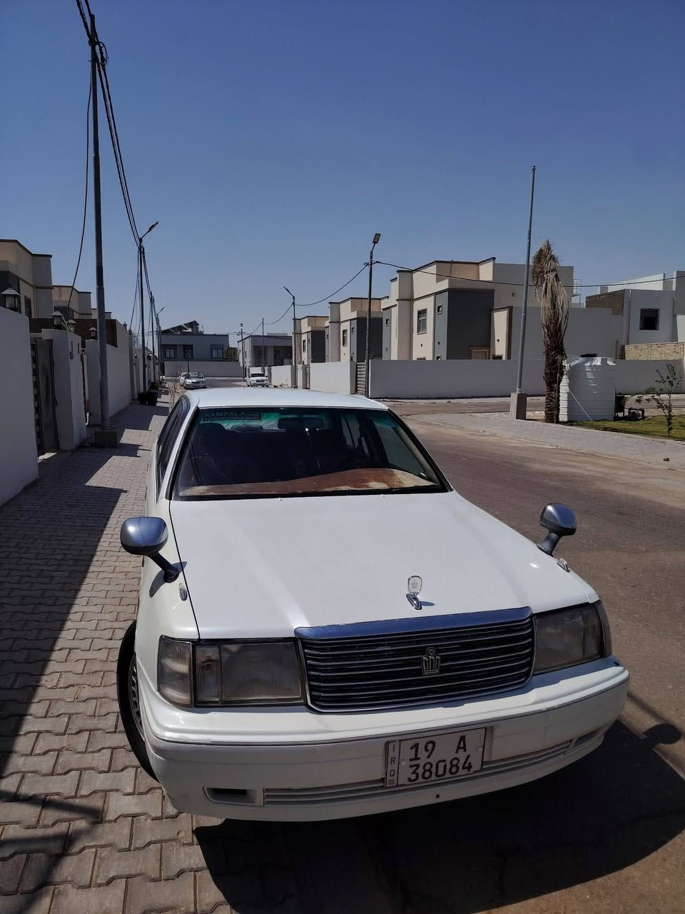 راس الثور (تكم) موديل 2000 رقم دولي
بأسمي تحويل ثاني يوم مكفولة من گص ونقل جثة 
گير محرك فيشة وبطل حدادية كلهن عالشرط مكفولات 

كهربائيات كلها شغالة شاشة كبيرة كامرة 

تبريد ثلج 

مصابيح زنون اصلي 

بيها منظومة غاز 

السيارة بيها ضربة من امام .. بدون لغود وشواصي 

السعر 87 مجال قليل 

العنوان النجف ، حي النداء 

موبايل ***********
