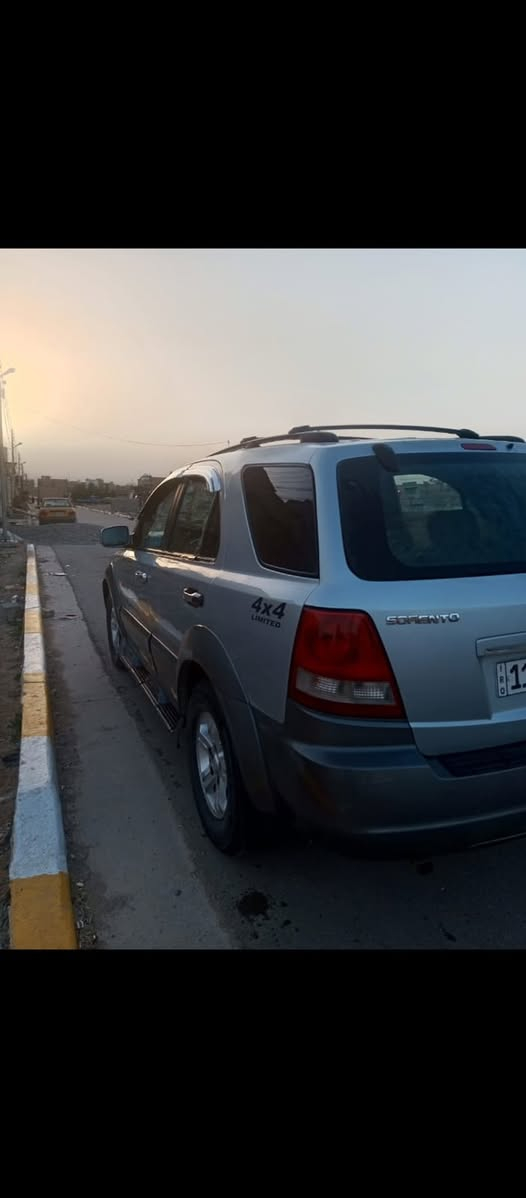 ى
سلام عليكم سورنتو 2006 أمريكي
6 سلندر 3500 مكينه كير بجيس 
سعر 73 وبيه مجال 
صبغ حزام شرط سونار 
سياره فول
فتحه 
كشتات كهرباء 
شاشه 
ويل كب 
صدر امامي خلفي جديد 
الرقم ***********
ديالى بعقوبه
