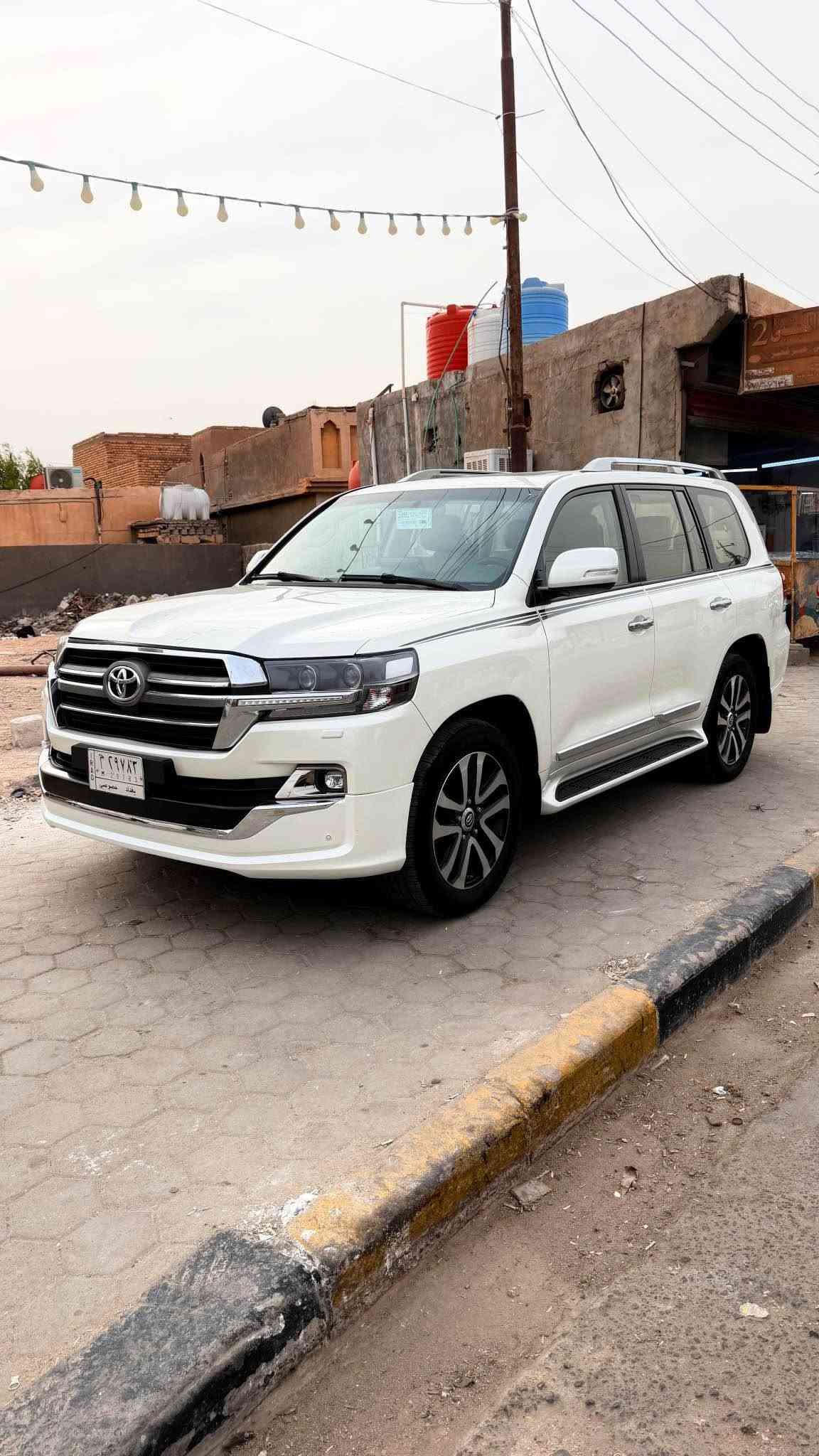 لاندكروزر V8 • ٢٠١٩ • البصرة