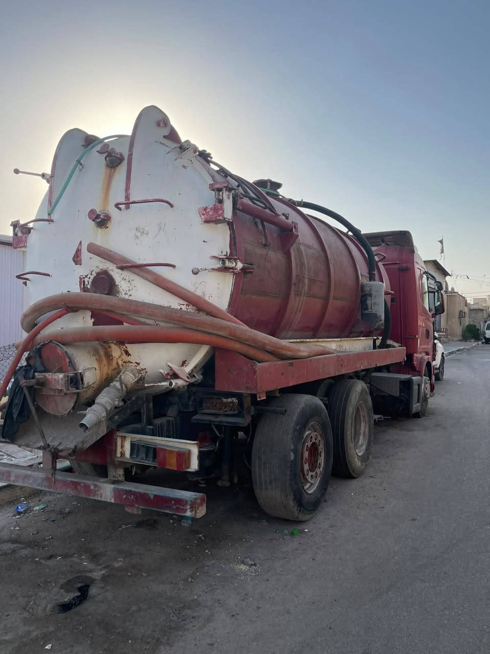 حوضيه للبيع موديل2001 رقم بصره بسمي200$ سياره جاهزه مابيه اي نقص تخم تايرات ماطور جديد
,العنوان البصره المشراك***********
