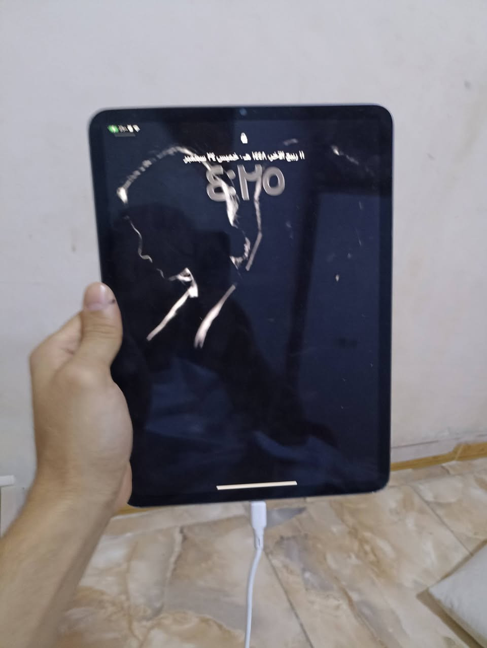 ايباد ١١ برو M1 • نضيف • شاصي مخدوش
