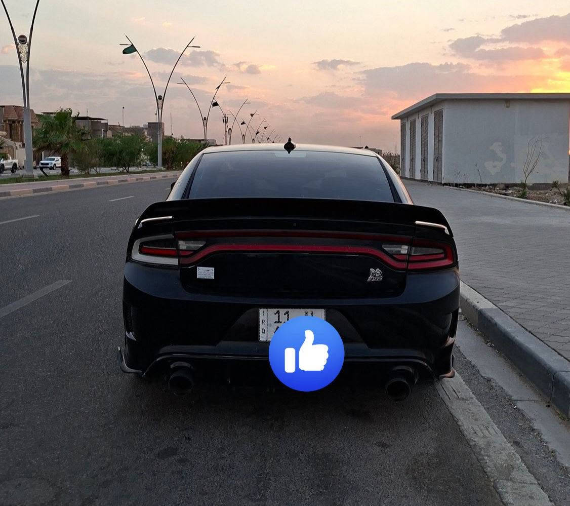 ---
*للبيع دوج جارجر RT 2016 اسود ملكي* 👑

*المواصفات:*
- *الوارد:* امريكي 
- *المحرك:* 5.7 HEMI 8 سلندر - 
- *الجير:* 8 نمر اوتوماتيك + شفتات بالستيرن
- *رقم:* بغداد بأسمي تحويل مباشر
- *المكان:* البصرة

*مواصفات الفل:*
- شاشة كبيرة Uconnect لمس
- شاشة تحكم + نظام تشغيل عن بعد
- داخل كنتاره + تحكم كهربائي
- تبريد وتدفئة كشنات
- كشتات امامي وخلفي
- بصمة تشغيل + بصمة ابواب
- حساسات + كاميرا رجوع
- رادار + مانع انزلاق + 8 ايرباك
- ويل 20 اصلي RT
- كزوز سبورت +عادي 

*الضرر:*
جاملغ وبنيد فقط

*السعر المطلوب: 167 ورقة* وبيها مجال للشراي 
*للاستفسار: ***********///***********

البيع شرط التحويل.. والاتصال
