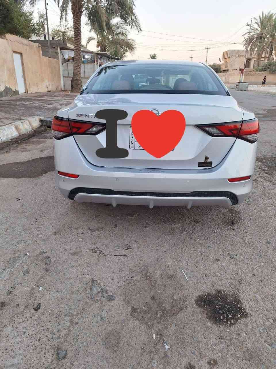 السلام عليكم
للبيع نيسان سنترا 
موديل 2021 رقم ديالى 
معوقين ب 2028 صير حره
وكاله عامه بأسم المشتري 
‏‎محرك وكير مكفوله 
كلشي بيها شغال ع وضع الشركة 
ضررها  دعاميه أماميه فقط
‏‎المواصفات:
1- بصمه 
- رادارات جانبي امامي خلفي 
- حساسات 
- كامره 
 توقف ذاتي 
- تحديد مسار 
 مثبت سرعه
 شاشه  - ثلاث مخارج  - ثلاث انضمه قياده - ايكو و عادي و سبورت  - لون سلفري-محرك 2000 
-حجر بيئه بلادي 
ماشيه 102 
  يرهم مراوس حسب القناعه للاستفسار هذا رقمي *********** المكان ديالى المقداديه ناحية ابو صيدا
