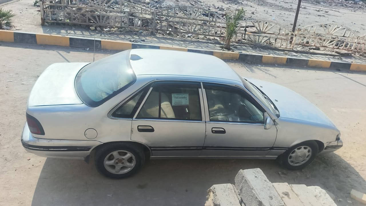 للبيع دايو برنس عادي موديل١٩٩٣ أوتوماتيك 
مثل ما واضح بالصورة عندي وصولات طبع الرقم الإنگليزي والسيارة بسمي مكاني ذي قار سوق الشيوخ 
السعر ٢٢ ورقه ‏وهذا رقمي بيه واتساب وانه بالخدمة ‪***********‬‏
