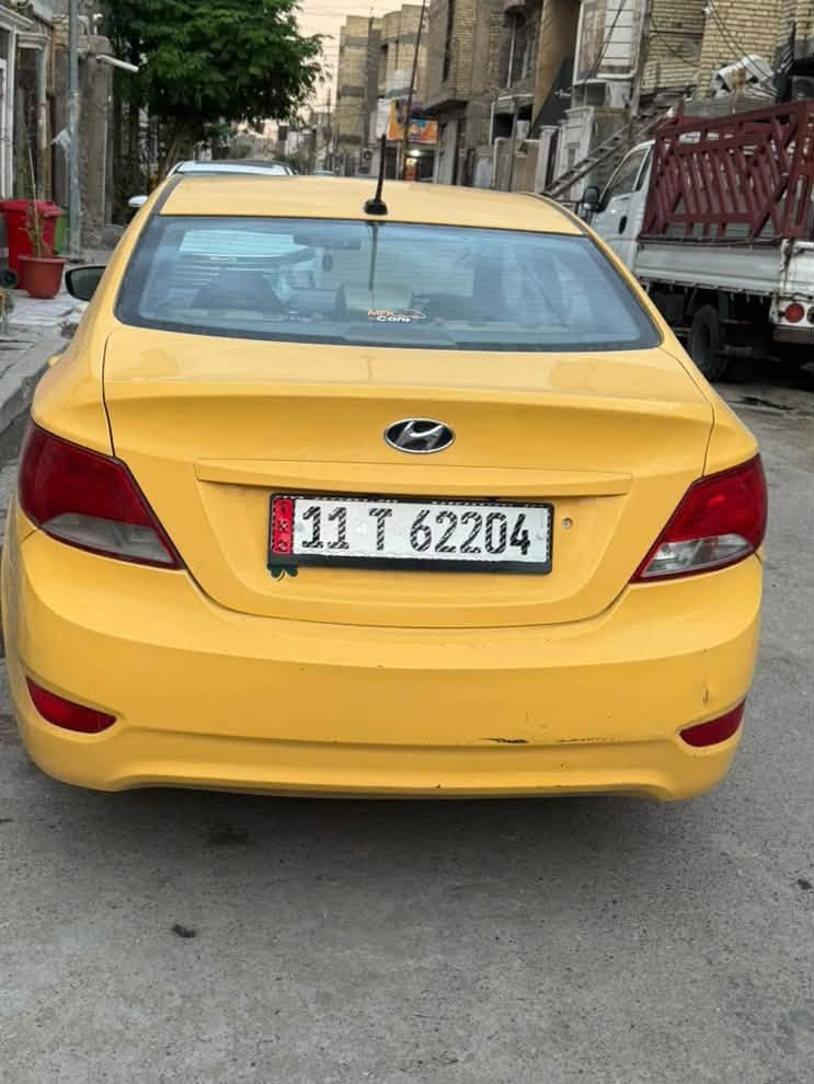 سلام عليكم 
اكسنت موديل 2017
امريكي 
ماشيه 130
حادث فقط حوض السبير 
تخم تاير جديد 
حداديه جديدة 
تحويل نفس اليوم بسمي 
***********
