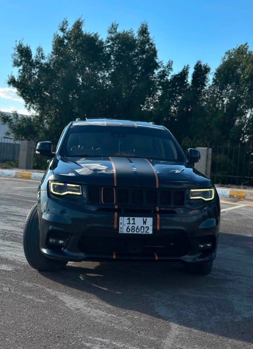السلام عليكم 
جيب اوفر لاند 2016
فئة Limited
محرك V8 سعة 5.7 لتر (HEMI)

السيارة مركّب عليها كت SRT،  

الممشى:89,000

المواصفات:
• فتحة سقف بانوراما
• كشنات كهرباء مع تدفئة وتبريد
• كشنات خلفية تدفئة
•   ستيرن تدفئة
• كشن ميموري 
• رادار خلفي + رادار بالنقاط العمياء بالمرايا
• نظام دفع رباعي 4x4
• باقي مواصفات الجيب المعروفة

التسجيل:
• رقم بغداد الجديد
• سنوية جديدة
• السيارة باسمي
• تحويل ثاني يوم

السيارة نظيفة جداً وما بيها أي نقص من ادامة من حدادية وصدر كلة جديد وغراض موبار الاصلية  

مكان السيارة: الانبار فلوجه

التواصل. ***********
