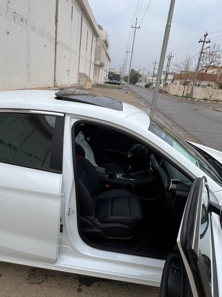 ئێمجیGTمۆدیل2025مواسە فات فول فول تە نها22ڕۆیشتیە هیچ هیچی نیە کامل جوانکاری لیدی وایفای ناوی لۆبە ستراوە بە رمە جە ی کراوە لۆبە نزینی عادی کێشە ی نیە سعرتە نها116شوێن هە ولێر*********** شاشە 4زمان عربی فول ئە کتیڤ أربيل, العراق
