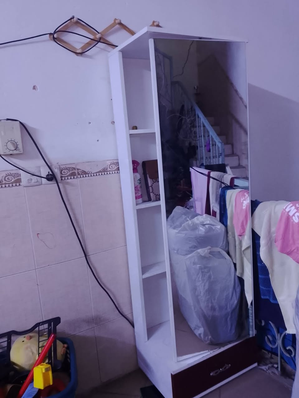 غرف تركيه لبيع سعره 500وبيه مجال تسع قطع نضيفه مكاني كربلاء طويريج 
***********
