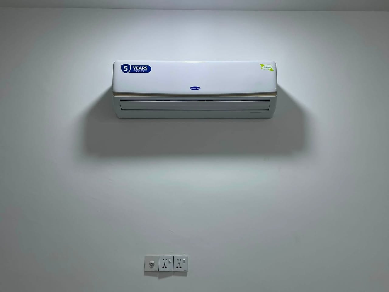 الورشة التقنية للتبريد والتكييف ❄️❄️
تصليح سبالت 🛠️🪛

غسل سبالت موقعي 🚿🔹

نصب  سبالت 🔹🔸

شحن غاز بأنواعه 🔹🔸

تصليح ليك 🔹🔸

للتواصل والاستفسار 

***********

او الضغط على الرابط ادناه للتواصل واتساب

https://wa.me/+9647710236711
