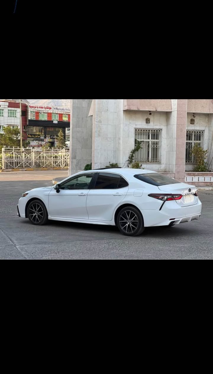 سلام عليكم 
TOYOTA CAMRY 2024..(SE).. FUL FUL
ضرر..: اربع قطعه صبوخ 
ايرباك ستيرن و برده راجع سيستم
سعر بلاش..:155$ورقة مجال بسيط 
مواصفاتSE…PLUS فول فول
👇🏻
شاشه 
كاميرة
حساس
رادار
تحكمات ستيرن 
فتحة 
بصمة
شاشة كبيرة 
ويل كب كروم 
تحديد سرعة+ABS
نضام ECO..NORMAL ..SPORTS 
اوتو هولد
حجر كزوز بشرط 

سيارة رقم كاتي شرط تترقيم شيمال..(اربيل..دهوك..سليماني) 

عنوان عقرة 
*********** واتساب اكر, نينوى
