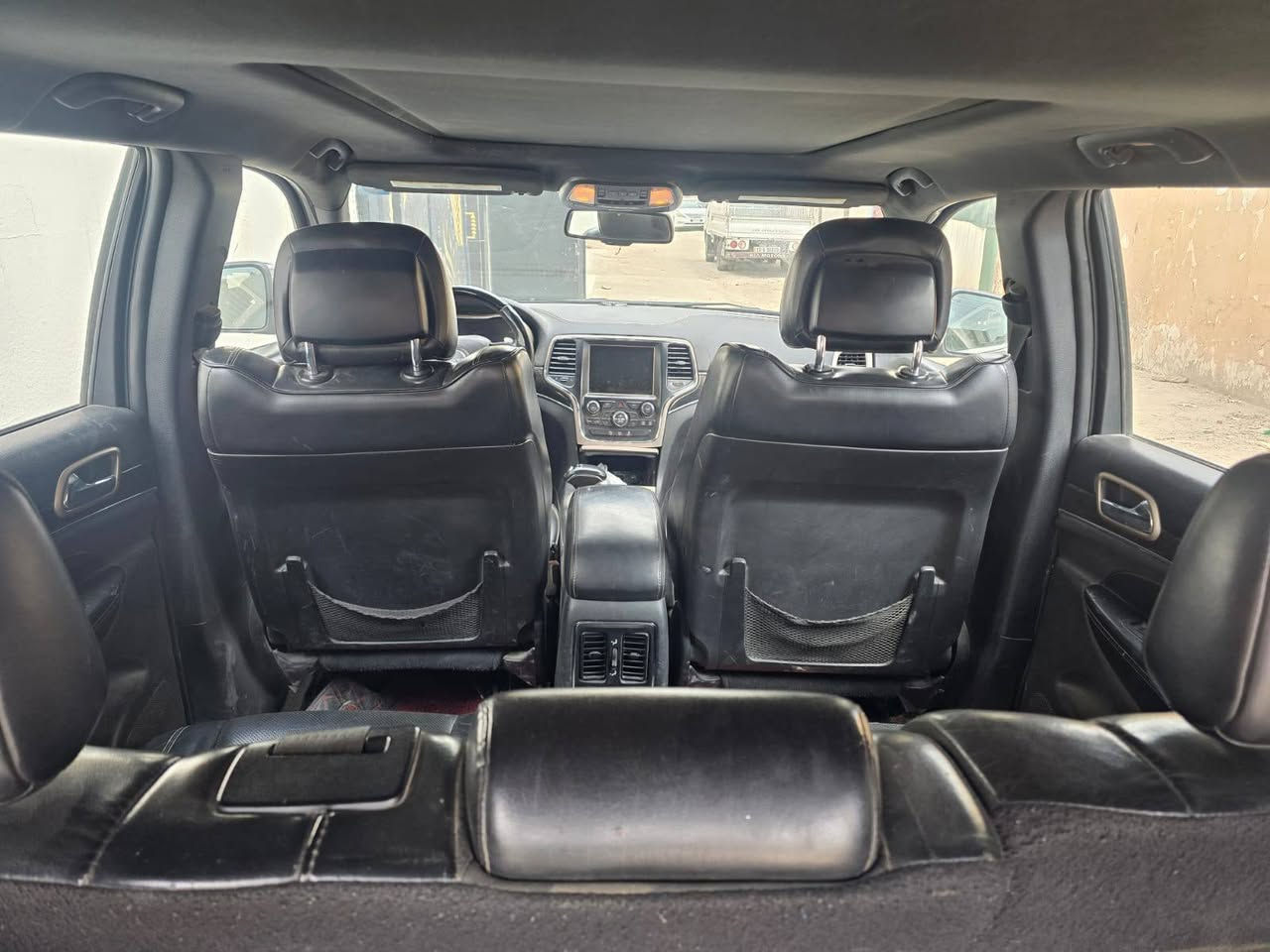سلام عليكم جيب لبيع موديل 2015 مكينه وكير تبريد افر لنت مكفولت سعر 137 وببه مجال قليل رقم بغداد مكينه 6 صبغ عام خون صبغ. عام  مكان السياره واسط ***********  مكلف بل نشر خوان
