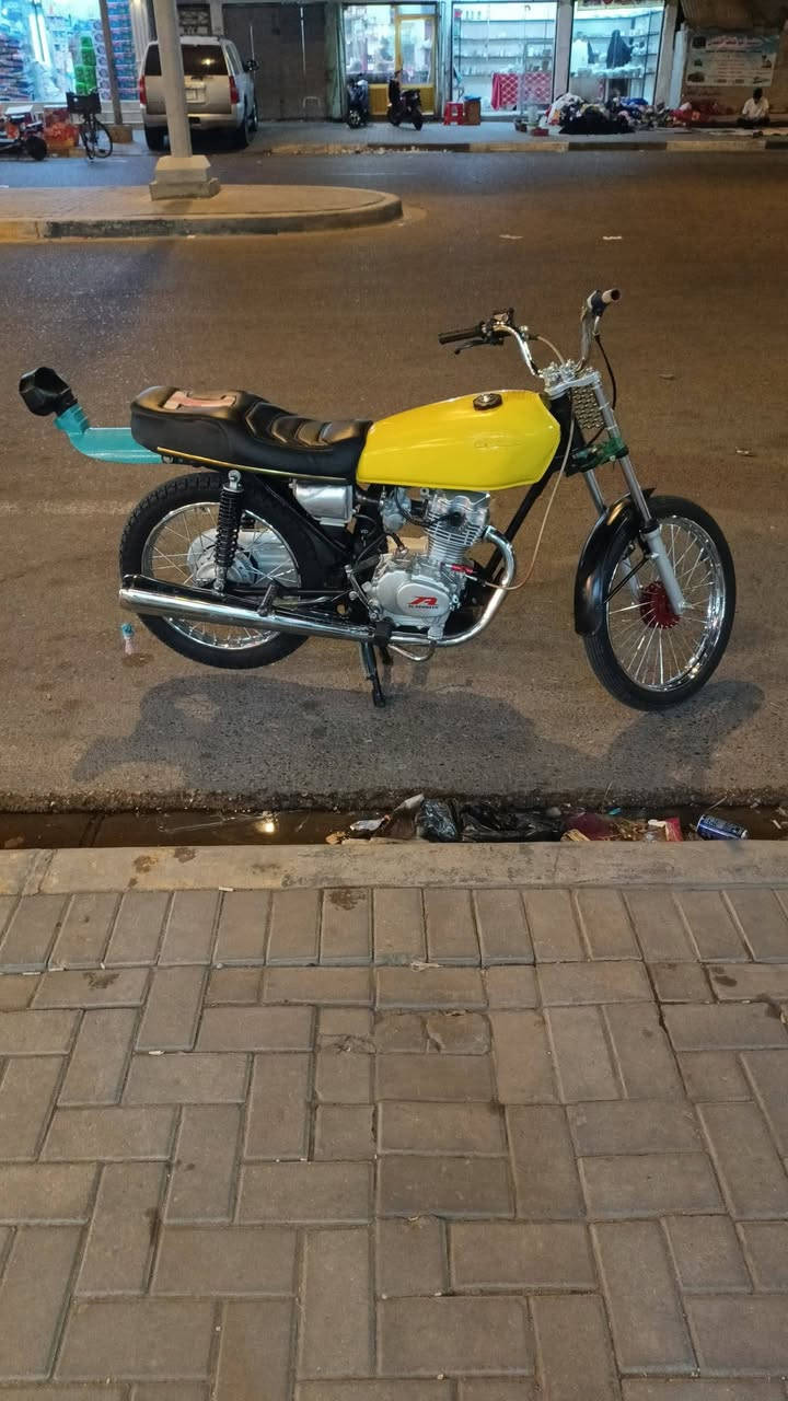 السلام عليكم ايراني 26 مكينه رابيدو دراجه حلوه ادوات سعر 550 وبيها مجال حك الجيه عنوان بصره القبله السوق الكبير ***********
